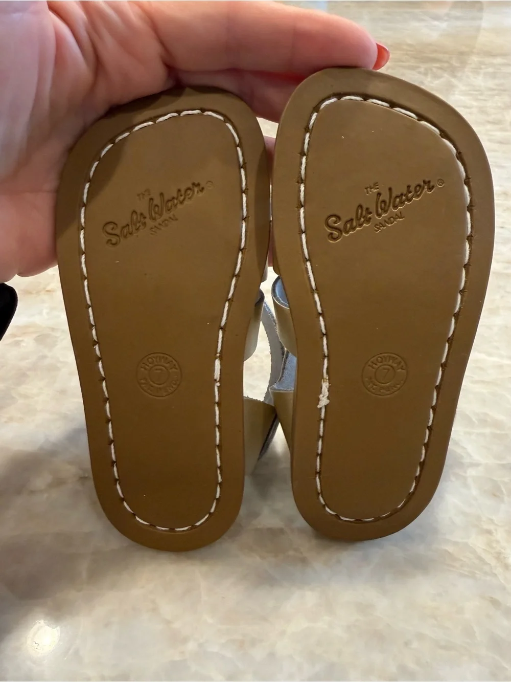 Saltwater “Original “ Sandal by Hoy in Little Girl’s Size 7 NWT